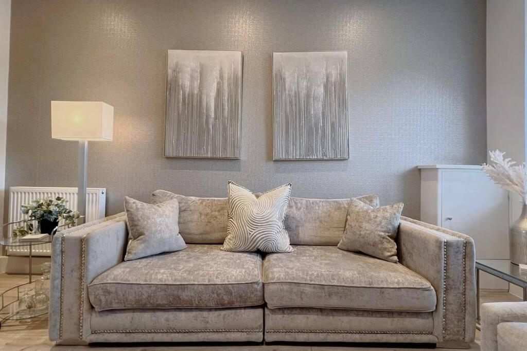 No6, Luxury Townhouse Near Bicester Village المظهر الخارجي الصورة