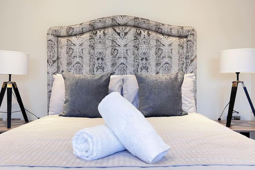 No6, Luxury Townhouse Near Bicester Village المظهر الخارجي الصورة