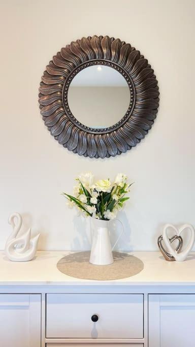 No6, Luxury Townhouse Near Bicester Village المظهر الخارجي الصورة